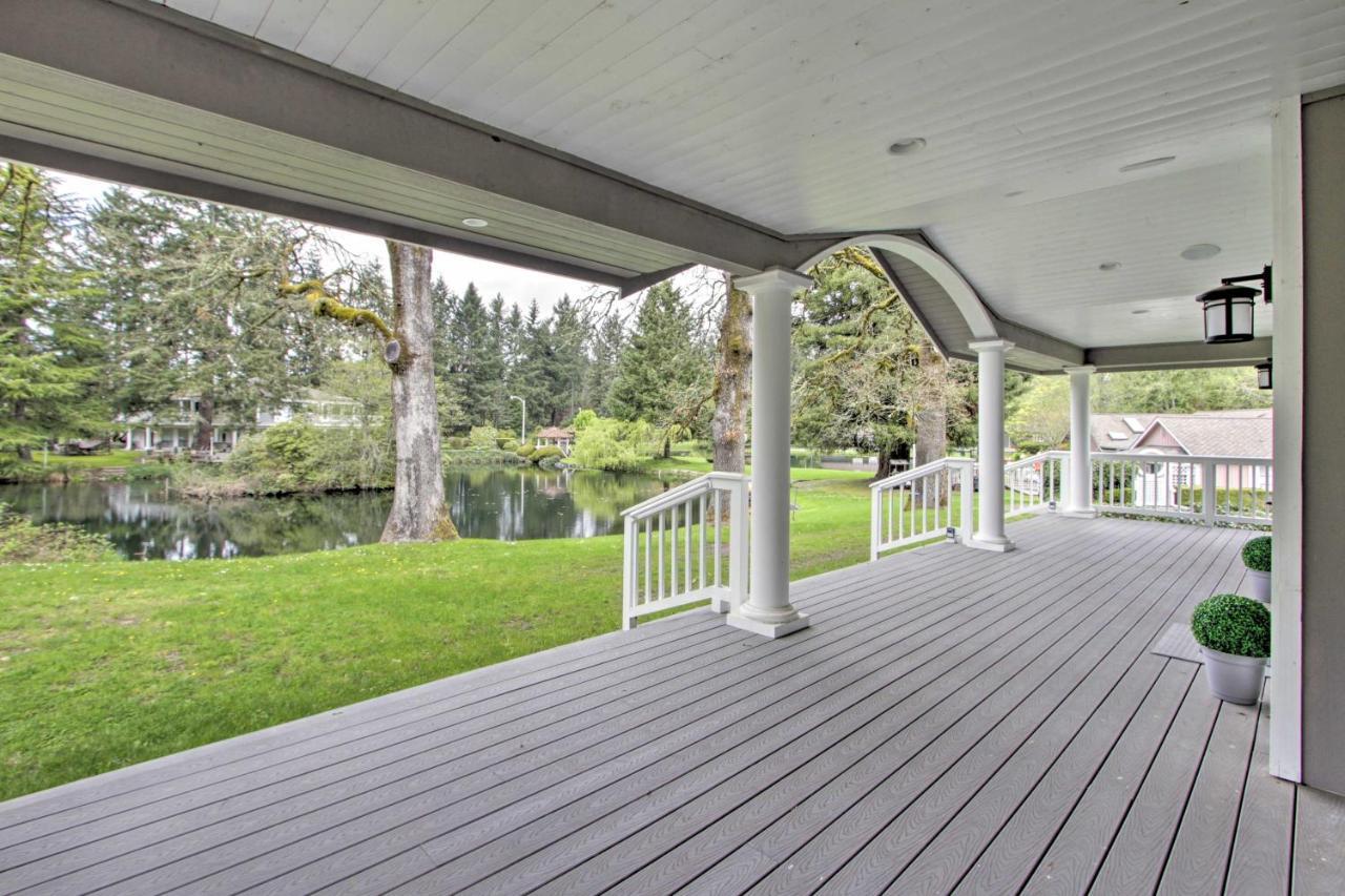 Contemporary Tacoma Cottage With Deck And Pond! Exterior photo